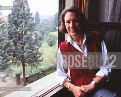 Angela Terzani Staude writer, wife of Tiziano Terzani, writer and journalist, in her house in Bellosguardo, Florence ©Grazia Ippolito/Rosebud2