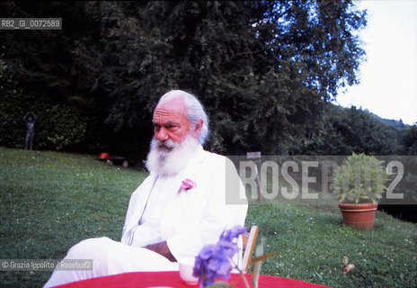 Italian writer and journalist Tiziano Terzani, at Orsigna, in his country house in Tuscany ©Grazia Ippolito/Rosebud2