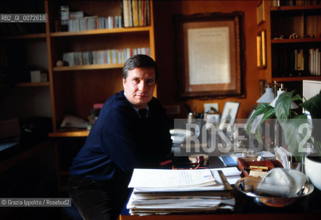 Italian journalist Stefano Jesurum of Sette-Corriere della sera, in his house in Milan ©Grazia Ippolito/Rosebud2