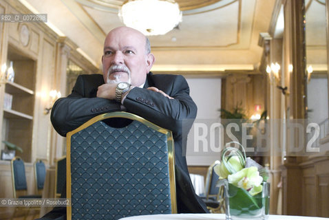 Italian writer Salvatore Niffoi who lives in Nuoro, Sardinia, in Milan ©Grazia Ippolito/Rosebud2