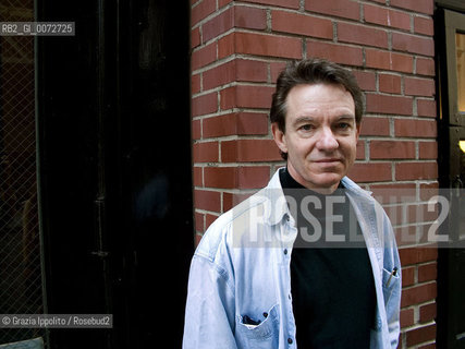 tLawrence Wright, journalist of the New Yorker, Pulitzer Price winner with a book about Alqueda, in Mercer street, New York ©Grazia Ippolito/Rosebud2