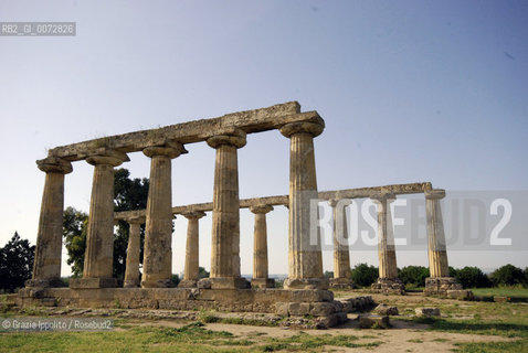 Greek columns near Matera called: Tavole Palatine, Pitagora, greek philosopher and mathematic, lived in this area in Basilicata, Italy ©Grazia Ippolito/Rosebud2