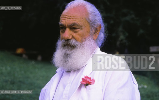 Italian writer and journalist Tiziano Terzani in his country house in Orsigna, Tuscany ©Grazia Ippolito/Rosebud2