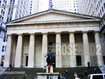 Wall street, center of the Stock exchange, New York ©Grazia Ippolito/Rosebud2