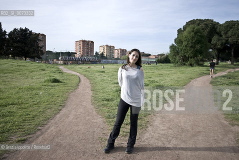 Italian novelist Annalisa Maniscalco, author of Le versioni della mezza noce published by Giulio Perrone, pictured at Parco degli Acquedotti in Rome. ©Grazia Ippolito/Rosebud2