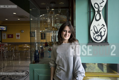 Italian novelist Annalisa Maniscalco, author of Le versioni della mezza noce pictured in Rome. ©Grazia Ippolito/Rosebud2