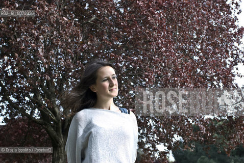 Italian novelist Annalisa Maniscalco, author of Le versioni della mezza noce published by Giulio Perrone, pictured at Parco degli Acquedotti in Rome. ©Grazia Ippolito/Rosebud2