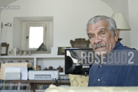 Caribbean poet and painter Derek Walcott, awarded in 1992 of the Nobel Prize in Literature, pictured in Villa Aurelia-American Academy in Rome. ©Grazia Ippolito/Rosebud2