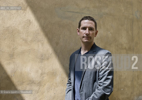 Richard Harvell, fiction writer, american born who lives in Switzerland near Basel, poses in Milan ©Grazia Ippolito/Rosebud2