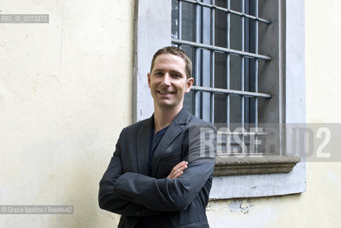 Richard Harvell, fiction writer, american born who lives in Switzerland near Basel, poses in Milan ©Grazia Ippolito/Rosebud2