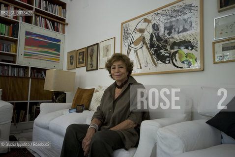 Italian politician, journalist, writer, politician Luciana Castellina, cofounder of the newspaper Il Manifesto in her house in Rome ©Grazia Ippolito/Rosebud2