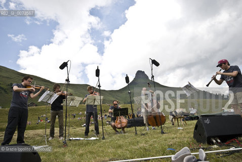 Berliner Philharmoniker Soloistes at Suoni delle Dolomiti in Trentino Alto Adige, during an open air concert at Altopiano del Ciampac, over Alba di Canazei. ©Grazia Ippolito/Rosebud2
