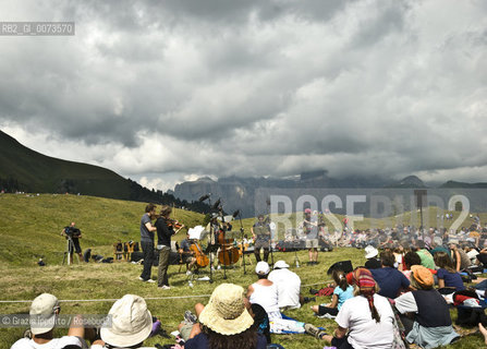 Berliner Philharmoniker Soloistes at Suoni delle Dolomiti in Trentino Alto Adige, during an open air concert at Altopiano del Ciampac, over Alba di Canazei. ©Grazia Ippolito/Rosebud2