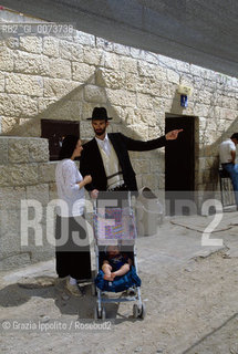 Old City of Jerusalem: Orthodox Jewish Family ©Grazia Ippolito/Rosebud2