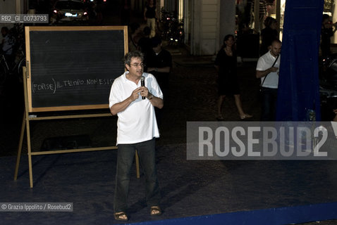 Carlo Rovelli is an Italian physicist , graduated in Bologna, working at the University of Marseille, he is author of the bookCosè la scienza published by Mondadori. ©Grazia Ippolito/Rosebud2