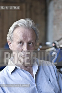 English writer and journalist Colin Thubron, author of numerous fiction and travel books, member of the Royal Society of Literature, poses at festivaletteratura in Mantua ©Grazia Ippolito/Rosebud2