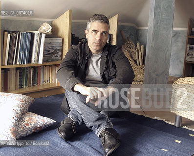 Italian writer and transmedia designer Max Giovagnoli, in his house in Rome. Author of Il messaggio segreto delle stelle cadenti published by Newton Compton and Transmedia storytelling by ETC Press (US) ©Grazia Ippolito/Rosebud2