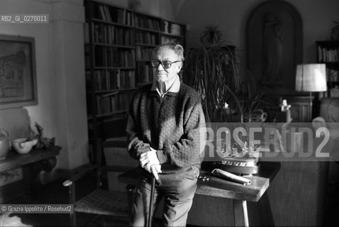 20 February 1999, Brescia: Italian photographer, anthropologist, ethnologist, writer Fosco Maraini in his house ©Grazia Ippolito/Rosebud2