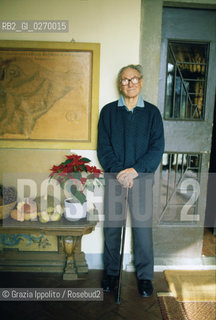 20 February 1999, Brescia: Italian photographer, anthropologist, ethnologist, writer Fosco Maraini in his house ©Grazia Ippolito/Rosebud2