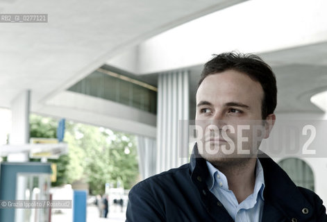 Italian writer Paolo Di Paolo,author of Mandami tanta vita finalist at Premio Strega, pictured in Rome ©Grazia Ippolito/Rosebud2