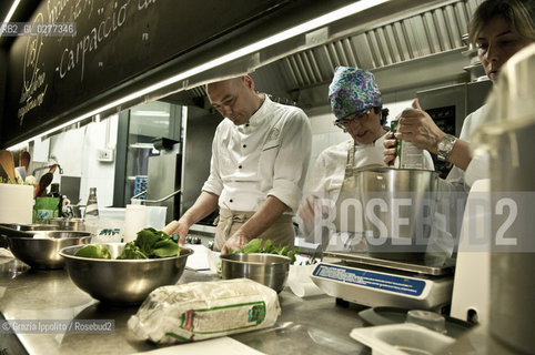Simone Salvini, vegetarian and vegan master chef,in his restaurant Ops! in via Bergamo,56 in Rome,with his assistants Eleonora and Rina ©Grazia Ippolito/Rosebud2