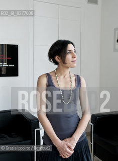 Italian writer Widad Tamimi, palestinian origin,author of Il caffè delle donne picturted in Milan ©Grazia Ippolito/Rosebud2