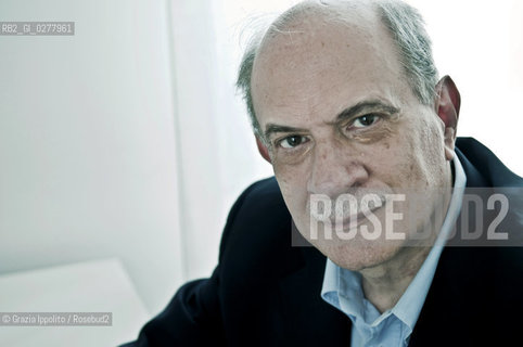 Antonino Ferro,psychoanalyst,President of the Italian Society of Psychoanalysis, pictured in his studio in Milan ©Grazia Ippolito/Rosebud2