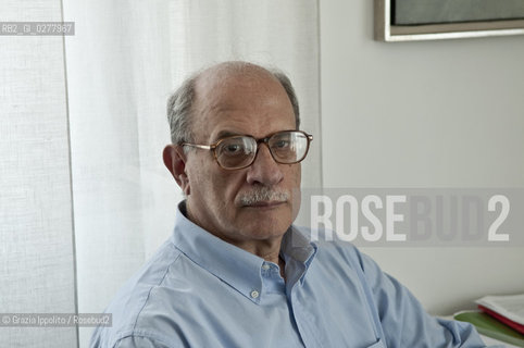 Antonino Ferro,psychoanalyst,President of the Italian Society of Psychoanalysis, pictured in his studio in Milan ©Grazia Ippolito/Rosebud2