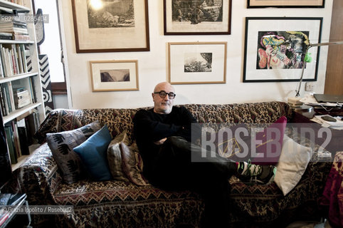 Francesco Pecoraro, italian writer and architect,in his house in Rome. Author of La vita in tempo di pacepublished by Ponte alle Grazie ©Grazia Ippolito/Rosebud2