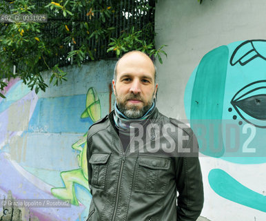 Lorenzo Marone,italian writer, author of La tentazione di essere felici published by Longanesi, pictured in Naples ©Grazia Ippolito/Rosebud2