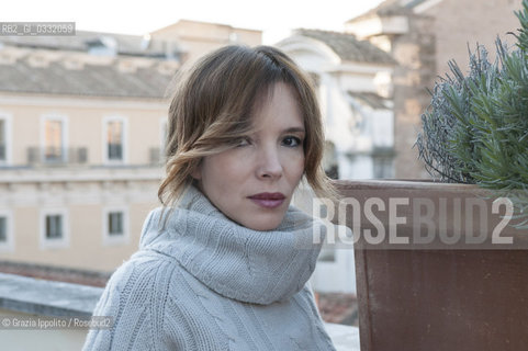 Simona Sparaco, italian writer, author of Nessuno sa di noifinalist at Stregaprize and Se chiudo gli occhipublished by Giunti, pictured in her house in Rome ©Grazia Ippolito/Rosebud2