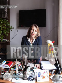 Valentina Fortichiari, writer and journalist, author of Non ha mai quiete.Leonardo e lacquapublished by sedizioni, pictured in her house in Milano ©Grazia Ippolito/Rosebud2