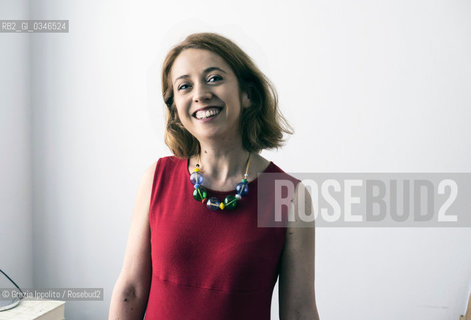 Claudia De Lillo alias Elasti, journalist, writer, author of Dire fare baciare, Alla pari, Non solo mamma on D la Repubblica, pictured in her house in Milano. ©Grazia Ippolito/Rosebud2