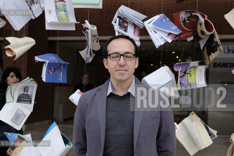 Burhan Sönmez was born in Turkey. He grew up speaking Turkish and curdish, then later moved to Istanbul where he worked for a time as a lawyer. In Rome at Libricome with his last book Istanbul Istanbul ©Grazia Ippolito/Rosebud2