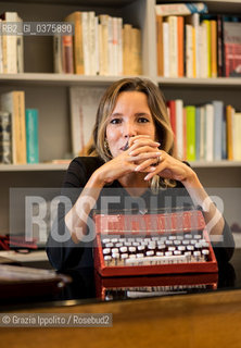 Simona Sparaco author of numerous books such as Equazione di un amore Se chiudo gli occhi Sono cose da grandipictured in her house in Rome ©Grazia Ippolito/Rosebud2