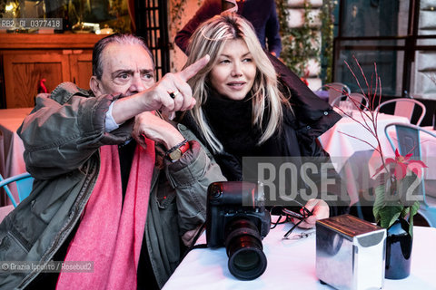 Rino Barillari, photographer named King of Paparazzi, the most important reporter of Dolce Vita in 1960 years, still shooting in Rome on 30 december 2018 in Piazza Navona, with his wife Antonella ©Grazia Ippolito/Rosebud2