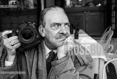 Rino Barillari, photographer named King of Paparazzi, the most important reporter of Dolce Vita in 1960 years, still shooting in Rome on 30 december 2018 in Piazza Navona ©Grazia Ippolito/Rosebud2