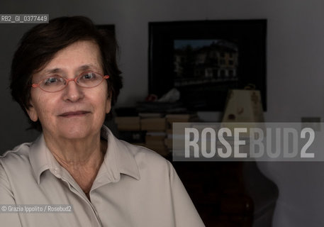 Nicoletta Sipos, writer author of books such as La promessa del tramonto  Il bicchiere mezzo pieno she has been editor in chief of italian magazines, pictured in her house in Milano, 14-01-2019 ©Grazia Ippolito/Rosebud2