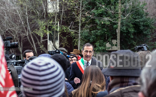 Milano piazza Segesta,11-12-2019 cerimonia per lapide e quercia piantumata in memoria di Giuseppe Pinelli , morto in seguito a una caduta dalla finestra della Questura di Milano, dove era stato portato perchè sospettato della strage di Piazza Fontana il 12-12-1969 ©Grazia Ippolito/Rosebud2