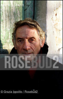 Photographer Mario Dondero, in Langhe, Piemonte,11-2002 ©Grazia Ippolito/Rosebud2