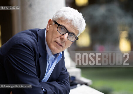 Giuseppe Lupo at Università Cattolica where is a scholar with university course: Teoria e storia della modernità letteraria, he published  :Gli anni del nostro incanto,  breve storia del mio silenzio and others ©Grazia Ippolito/Rosebud2