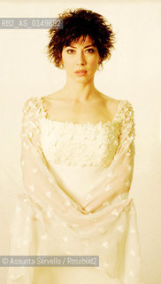 IL MARESCIALLO ROCCA 4 VERONICA PIVETTI(FRANCESCA) IN ABITO DA SPOSA ©Assunta Servello/Rosebud2