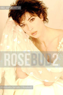 IL MARESCIALLO ROCCA 4 VERONICA PIVETTI(FRANCESCA) IN ABITO DA SPOSA ©Assunta Servello/Rosebud2