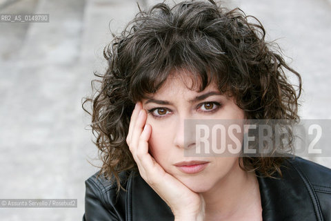 Rome18-07-05. Il maresciallo Rocca 5.directed by Giorgio Capitani and Fabio Jephcott. In the picture: Veronica Pivetti. ©Assunta Servello/Rosebud2