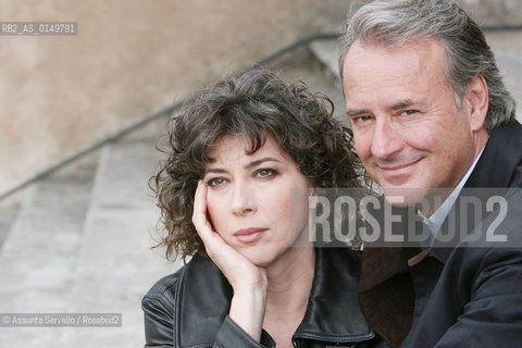 Rome 18-07-05. Il maresciallo Rocca 5.directed by Giorgio Capitani and Fabio Jephcott.In the picture: Corrado Tedeschi and Veronica Pivetti. ©Assunta Servello/Rosebud2