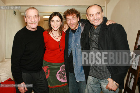 Jan, 22, 1996 Rome.Teatro Sistina.Paolo Conte incontra alcuni attori della Fiction  Ò La squadraÒ.Massimo Bonetti, Anna Foglietta Federico Tocci. ©Assunta Servello/Rosebud2