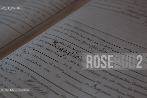Portacomaro (AT) 2013, paese dorigine di Papa Francesco I, Jorge Mario Bergoglio, documenti storici  relativi al nonno del Papa Giovanni Angelo Bergoglio,  conservato presso larchivio storico di Asti. ©Fabio Artese/Rosebud2