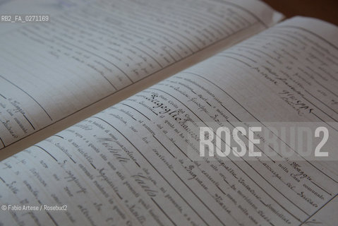 Portacomaro (AT) 2013, paese dorigine di Papa Francesco I, Jorge Mario Bergoglio, documenti storici  relativi al nonno del Papa Giovanni Angelo Bergoglio,  conservato presso larchivio storico di Asti. ©Fabio Artese/Rosebud2