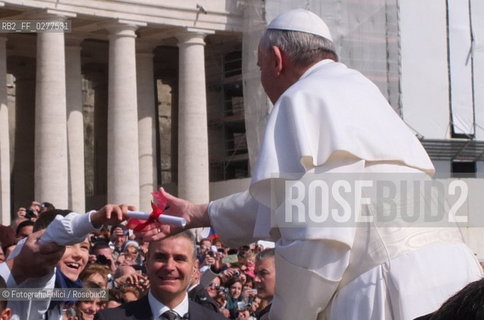Pope Francis with children in Vatican City, Rome 2013. ©FotografiaFelici/Rosebud2