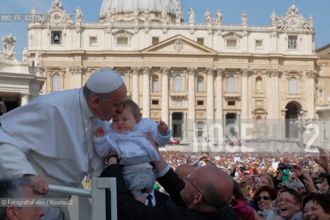 Pope Francis with children in Vatican City, Rome 2013. ©FotografiaFelici/Rosebud2